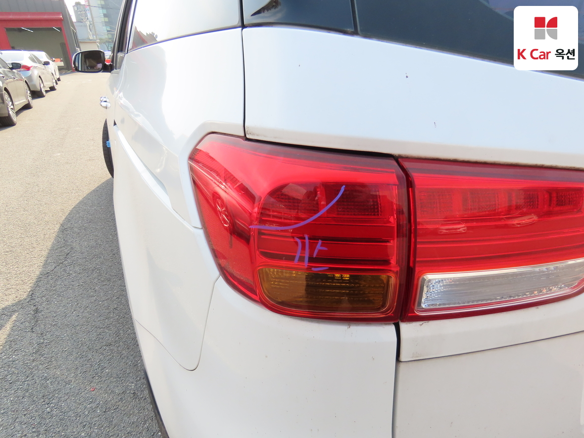 Kia New Carnival 2017 - Image 40