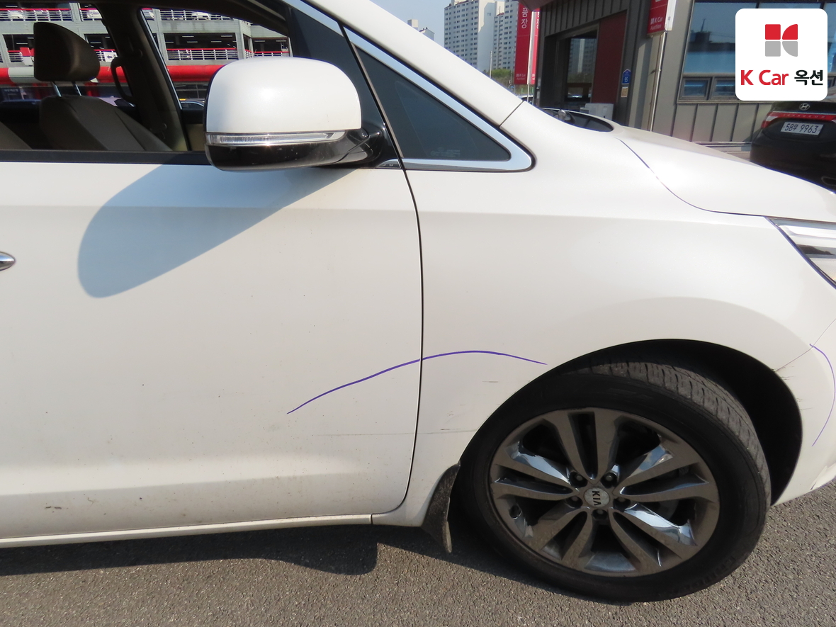 Kia New Carnival 2017 - Image 44