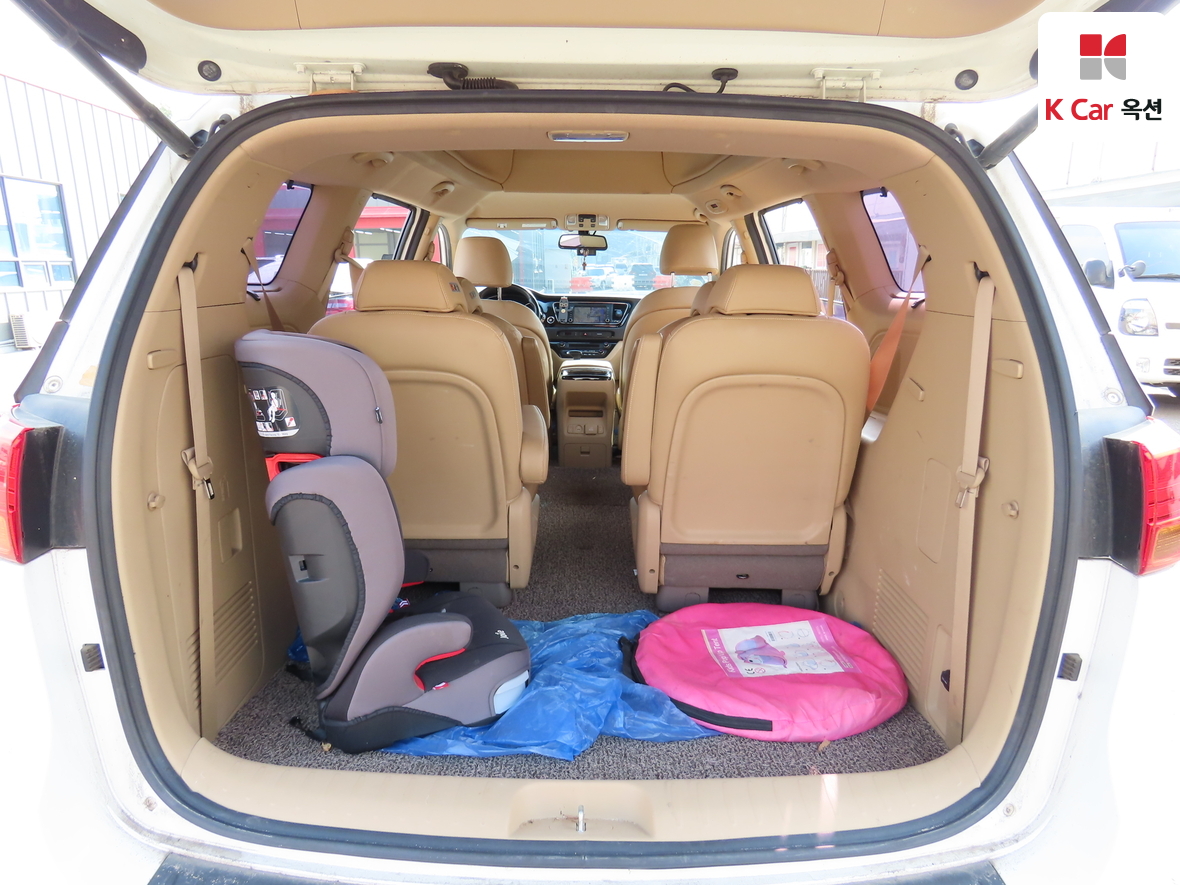 Kia New Carnival 2017 - Image 26