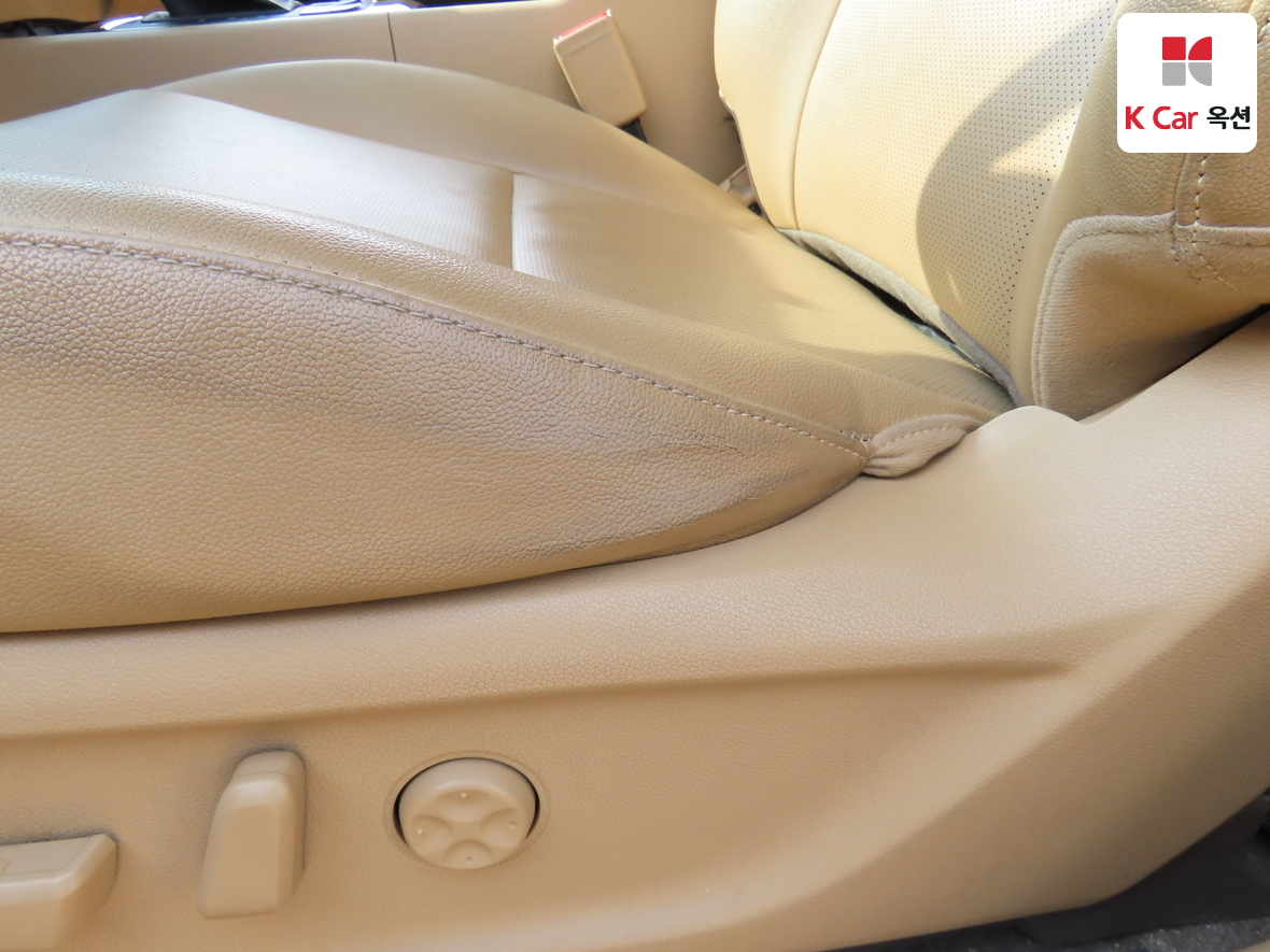 Kia New Carnival 2017 - Image 20