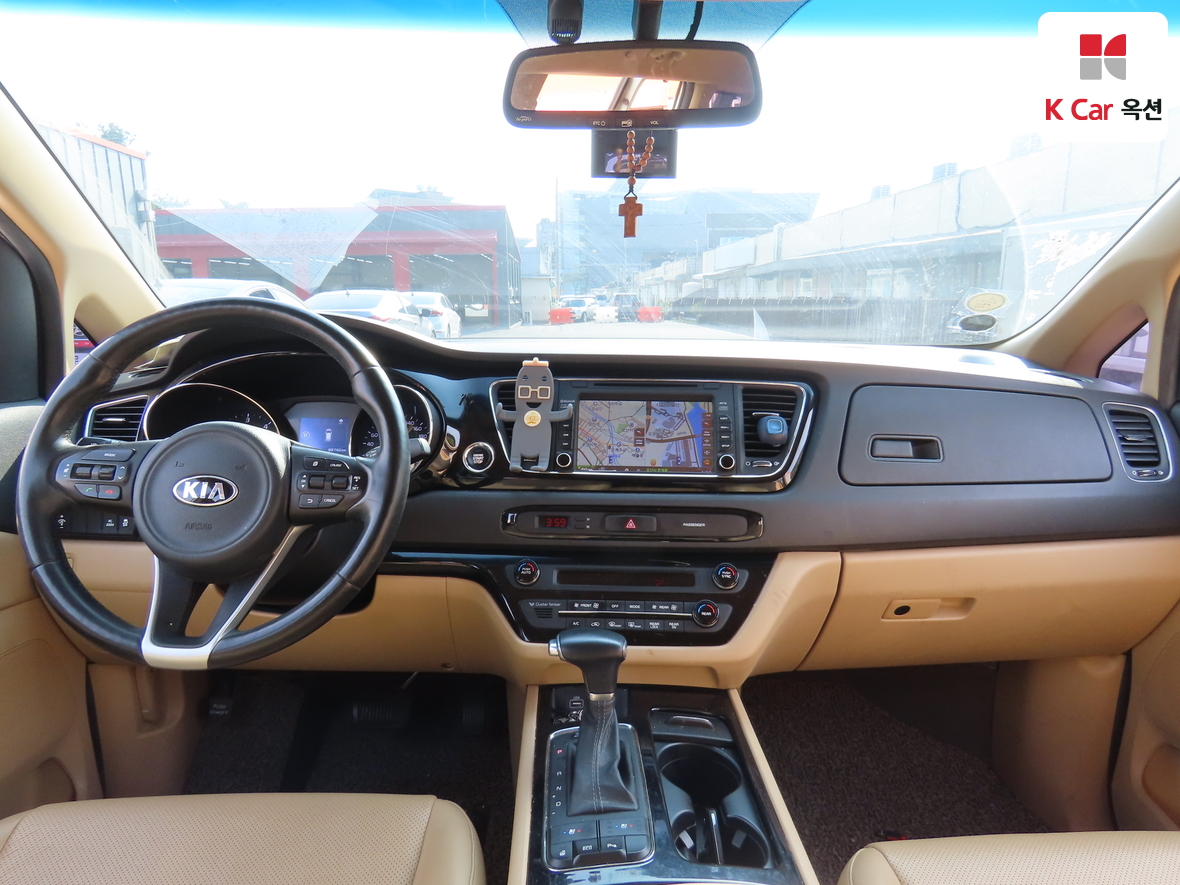 Kia New Carnival 2017 - Image 3