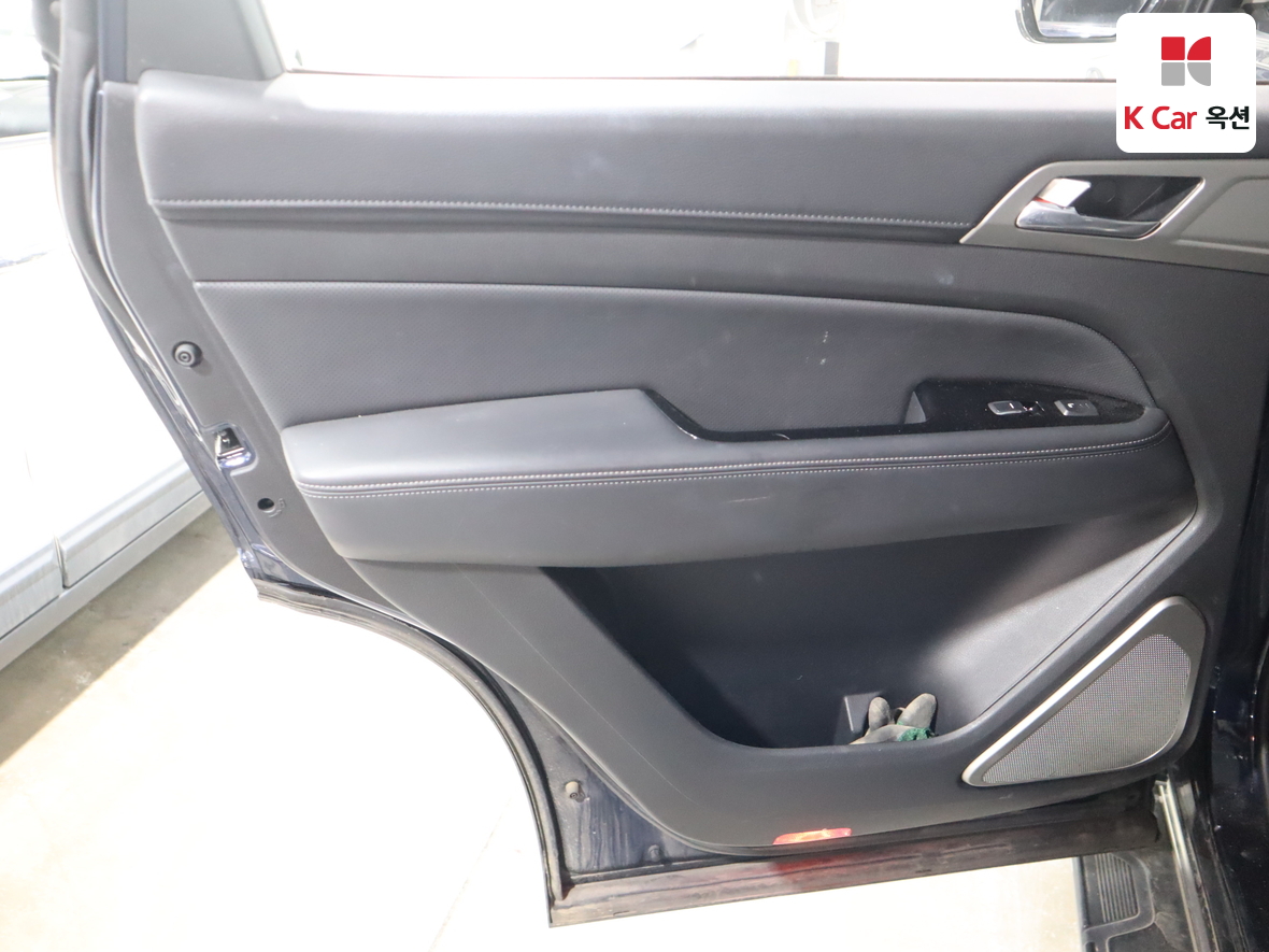 KG Mobility Rexton 2018 - Image 23