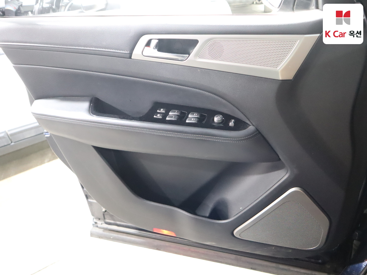 KG Mobility Rexton 2018 - Image 8