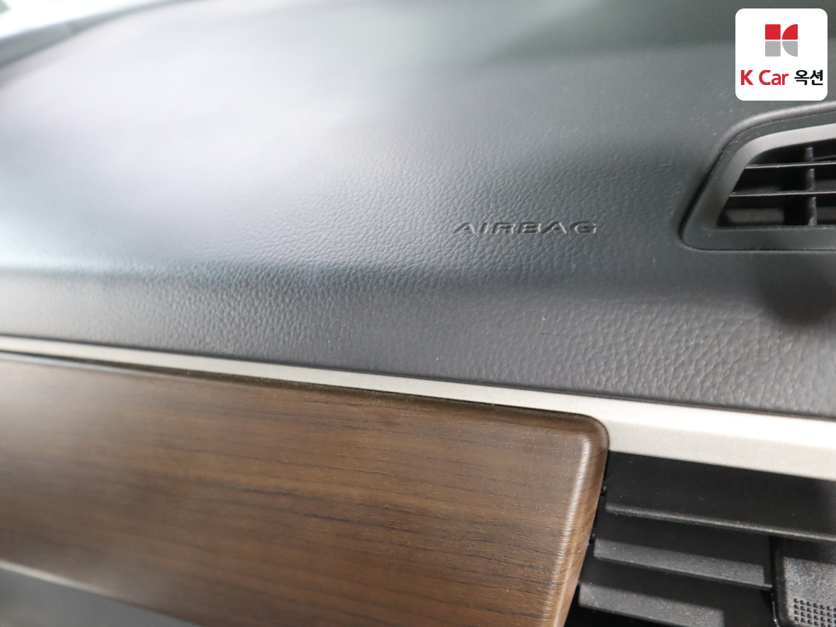 KG Mobility Rexton 2018 - Image 33