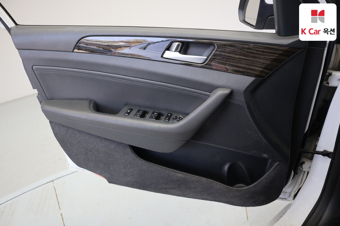 Hyundai Sonata 2016 - Image 8