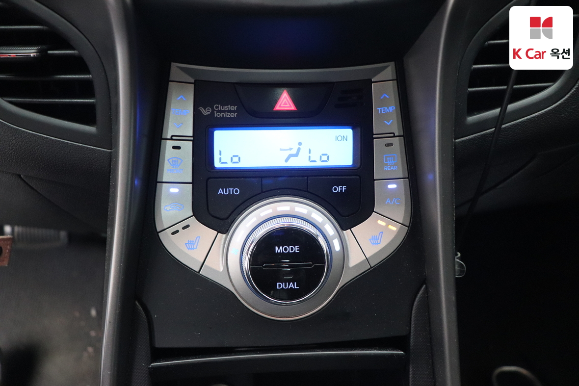 هيونداي إلانترا 2011 - صورة 14