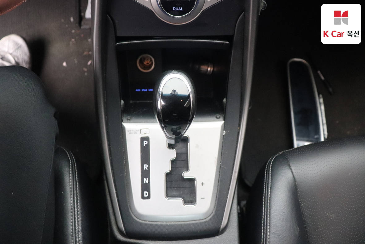 هيونداي إلانترا 2011 - صورة 15