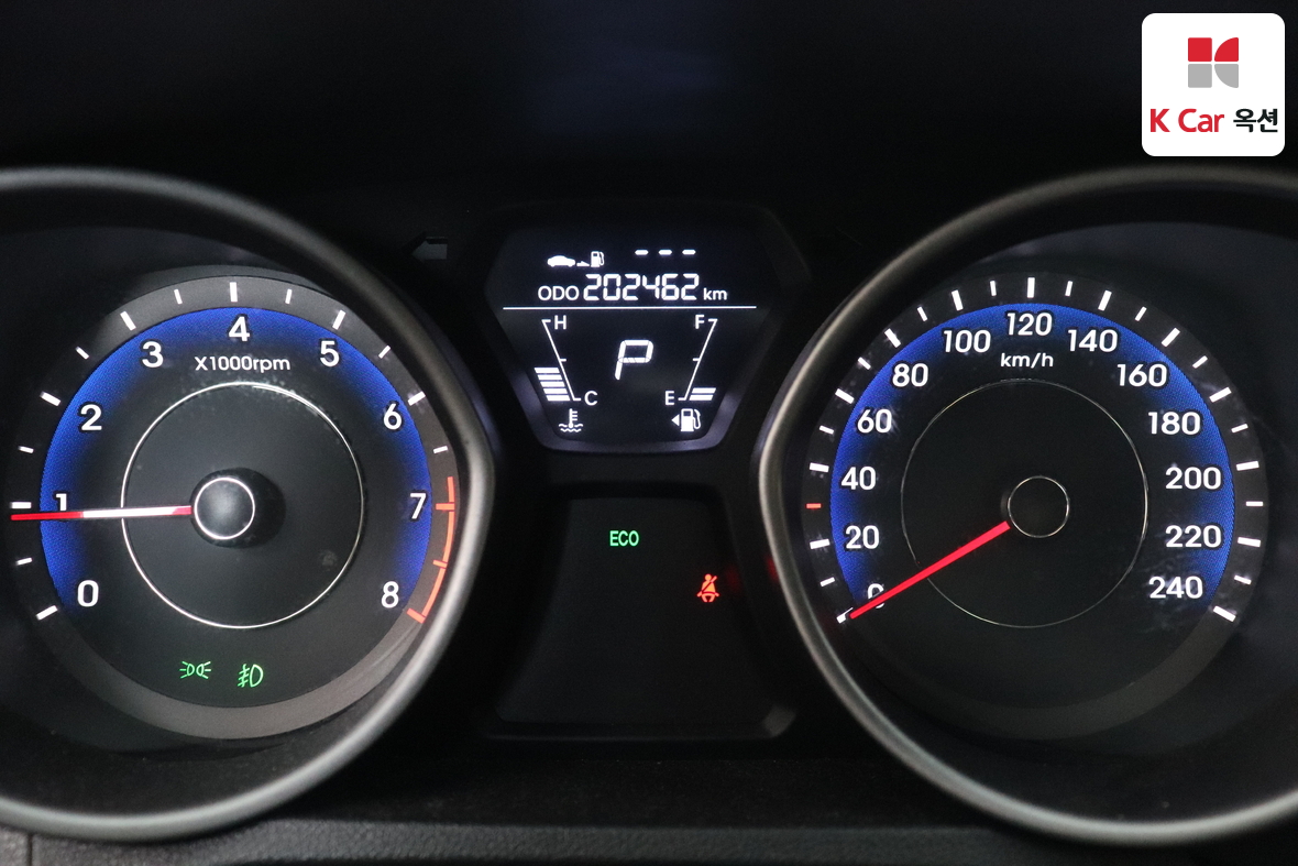 هيونداي إلانترا 2011 - صورة 5