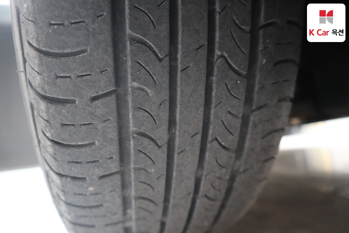 Hyundai Elantra 2014 - Image 30