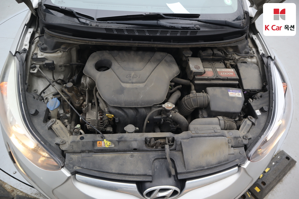 Hyundai Elantra 2014 - Image 31