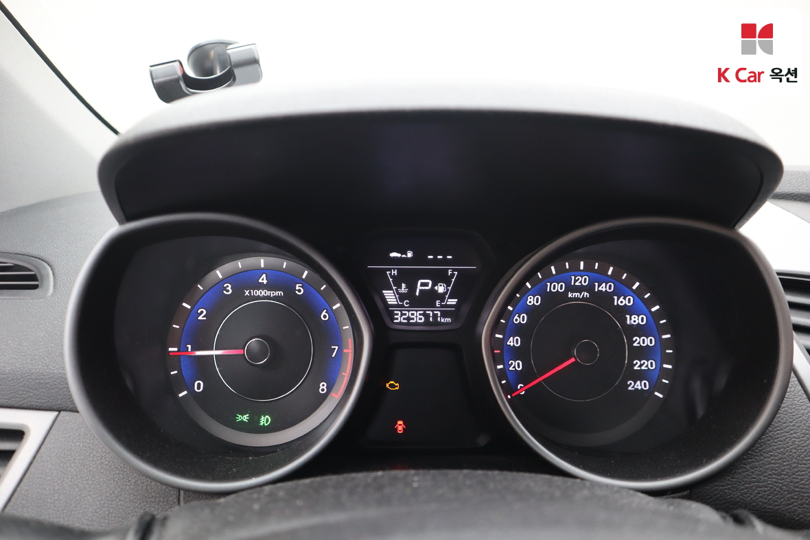 Hyundai Elantra 2014 - Image 5