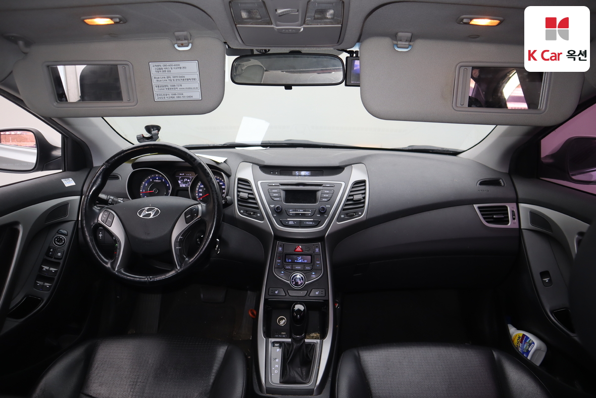 Hyundai Elantra 2014 - Image 3