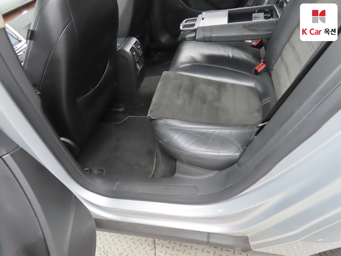 Volkswagen Passat - 26