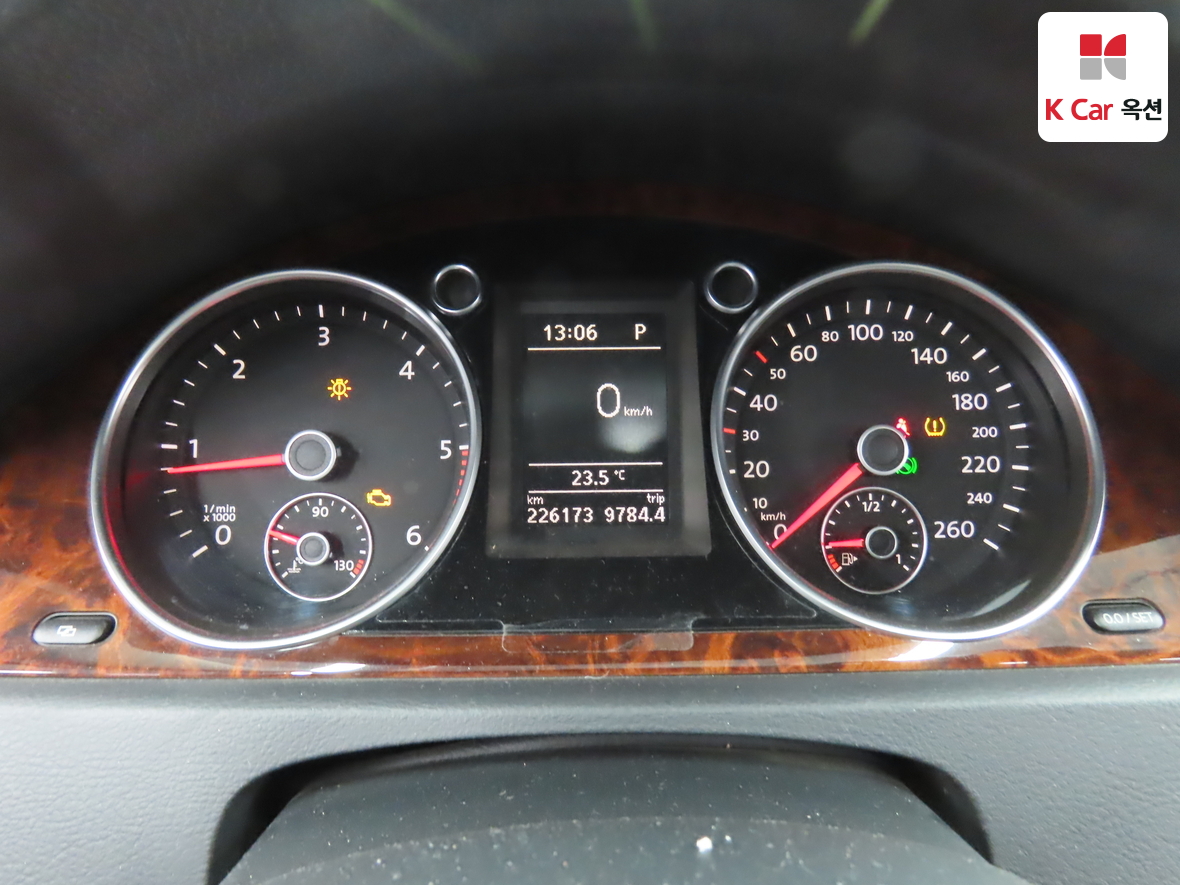 Volkswagen Passat - 5