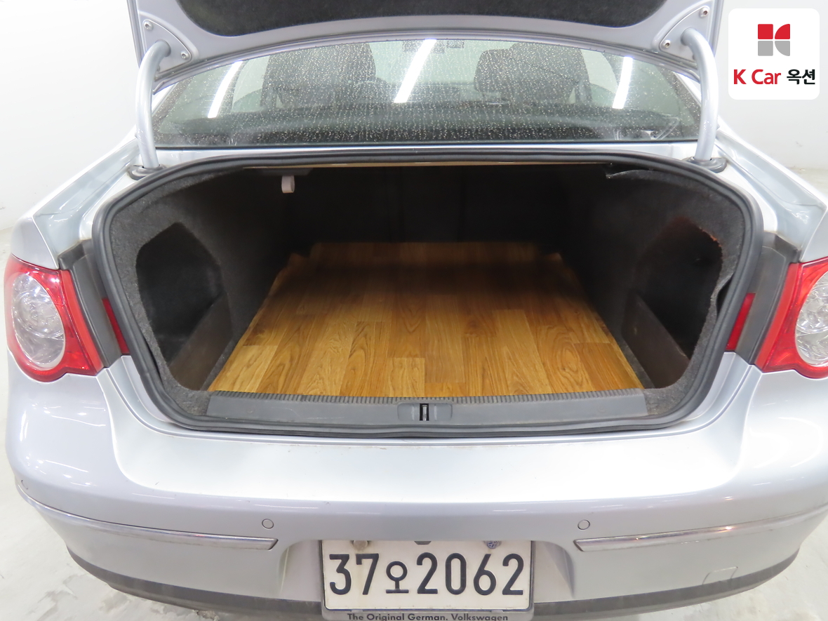 Volkswagen Passat - 27