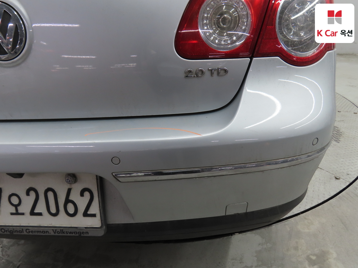 Volkswagen Passat - 42