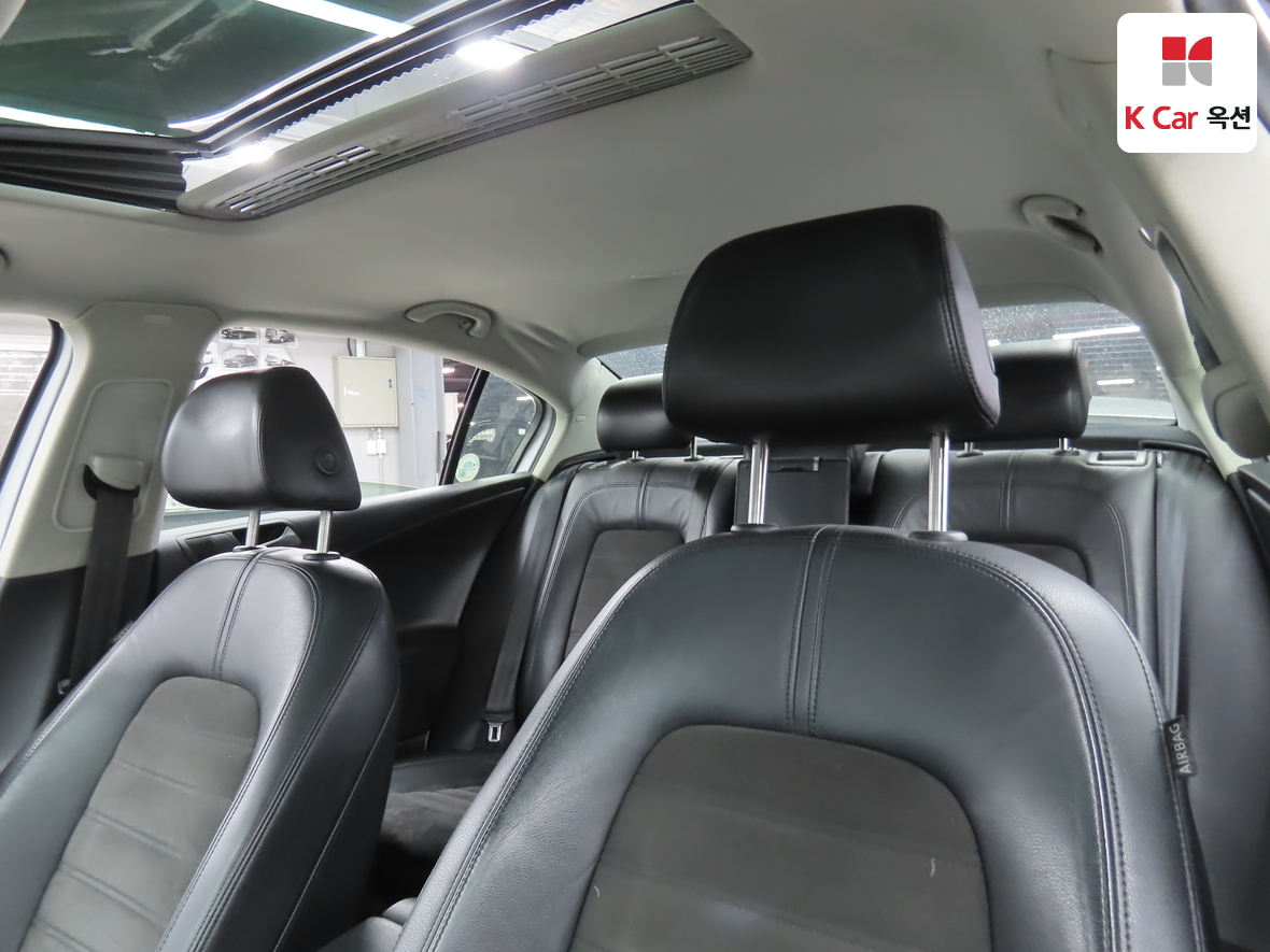 Volkswagen Passat - 19