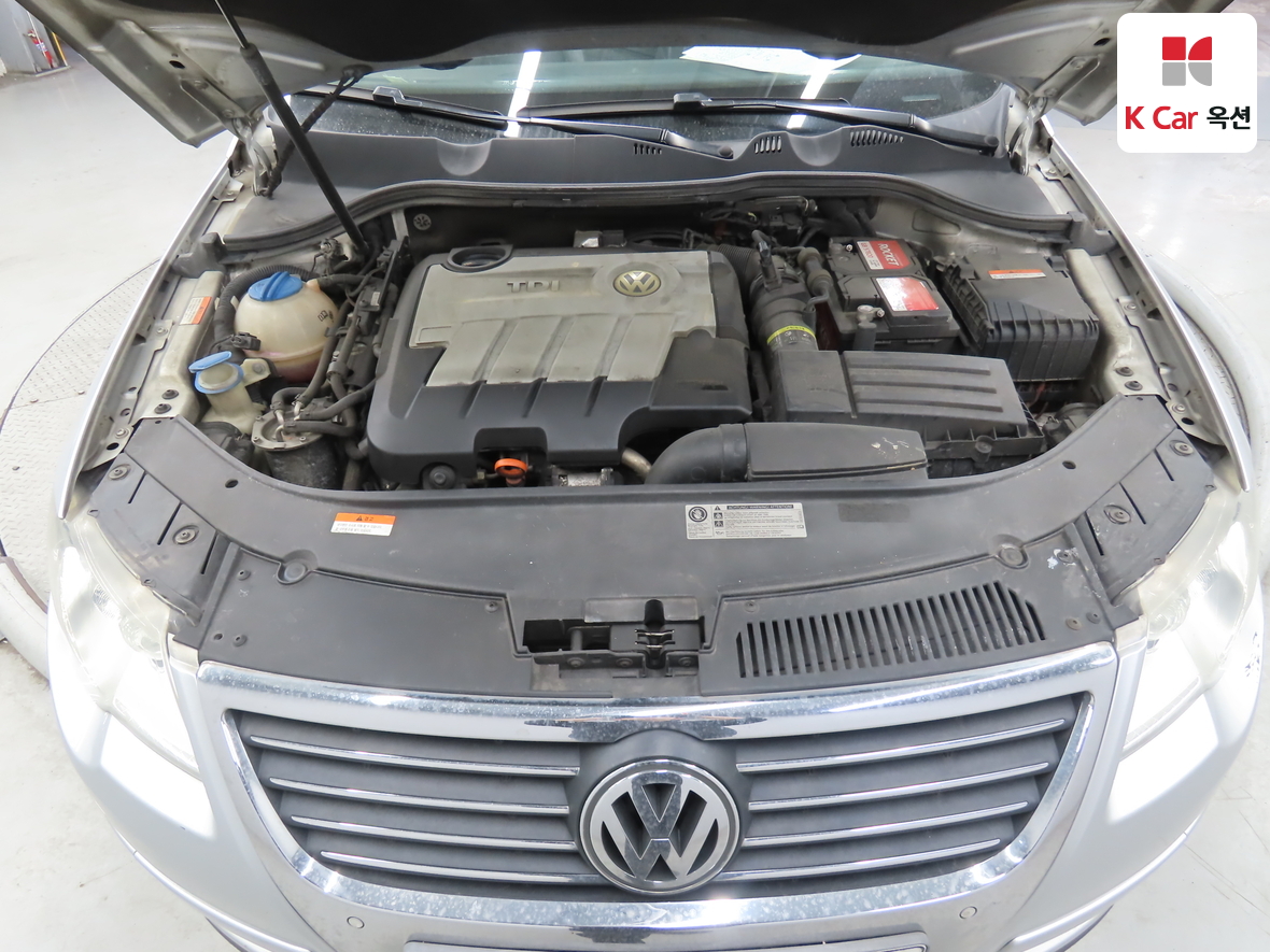 Volkswagen Passat - 35