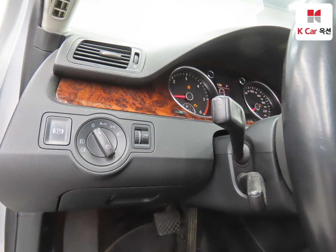 Volkswagen Passat - 9