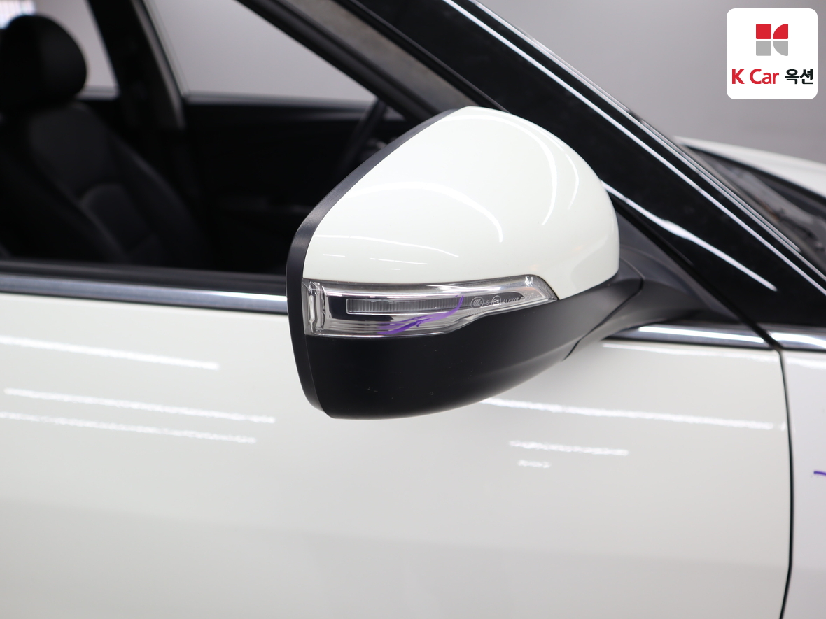 KG Mobility Tivoli 2017 - Image 41