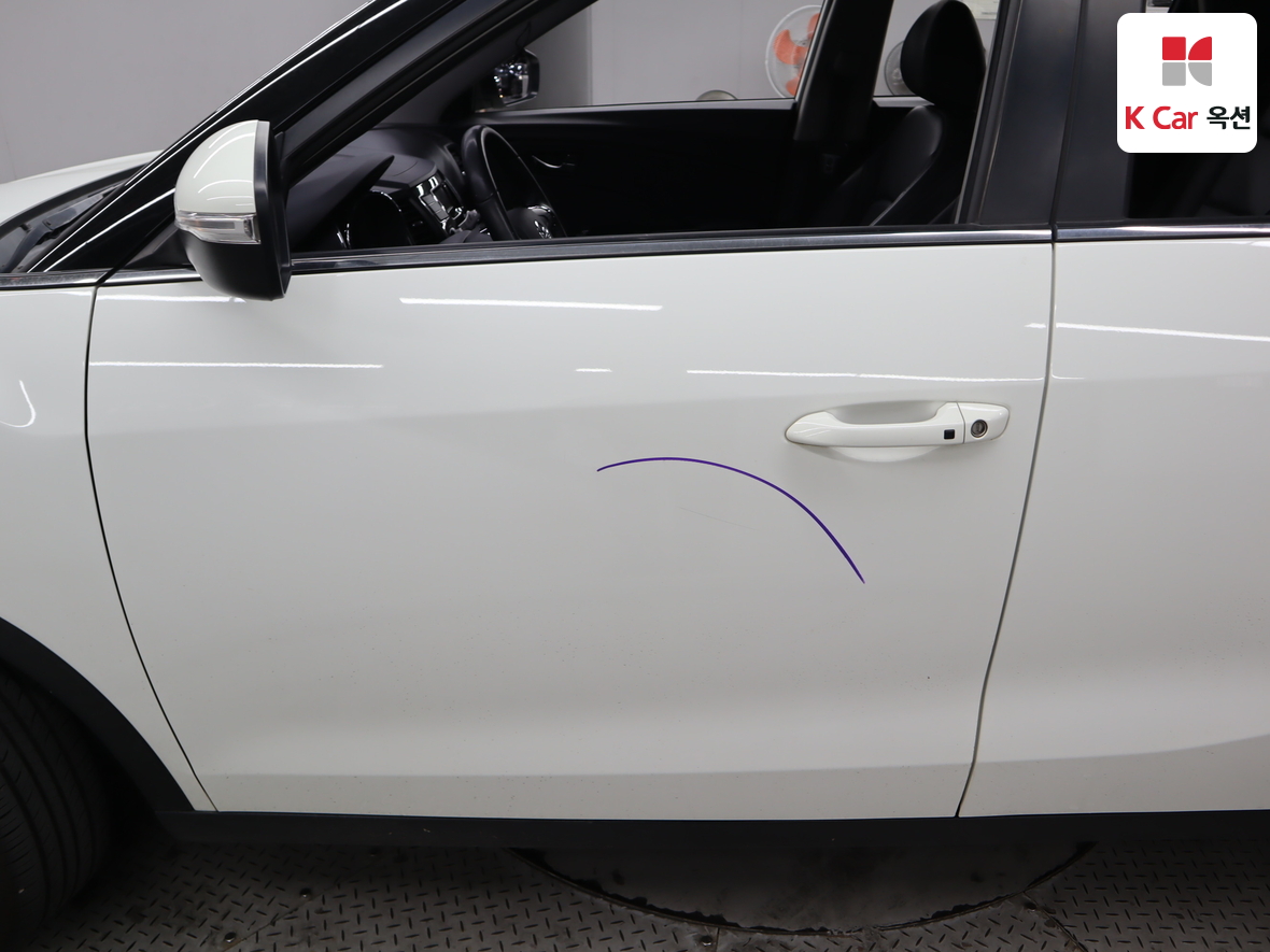 KG Mobility Tivoli 2017 - Image 37