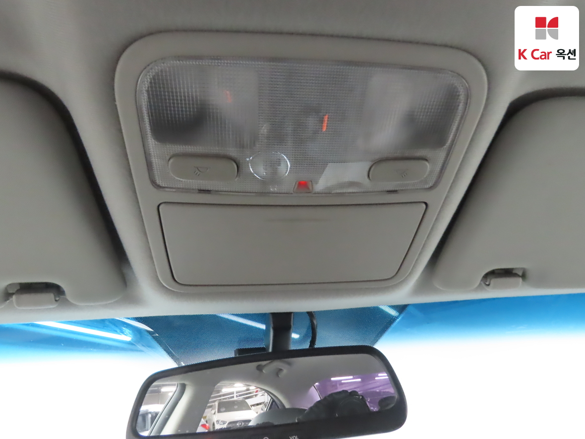 Kia Lotze 2010 - Image 12