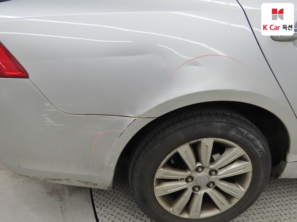 Kia Lotze 2010 - Image 41