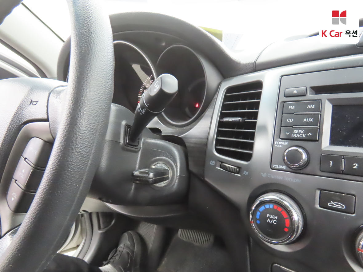 Kia Lotze 2010 - Image 11