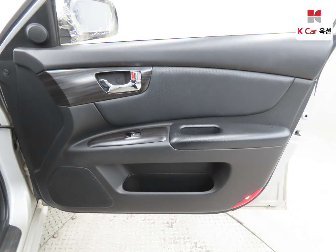 Kia Lotze 2010 - Image 27