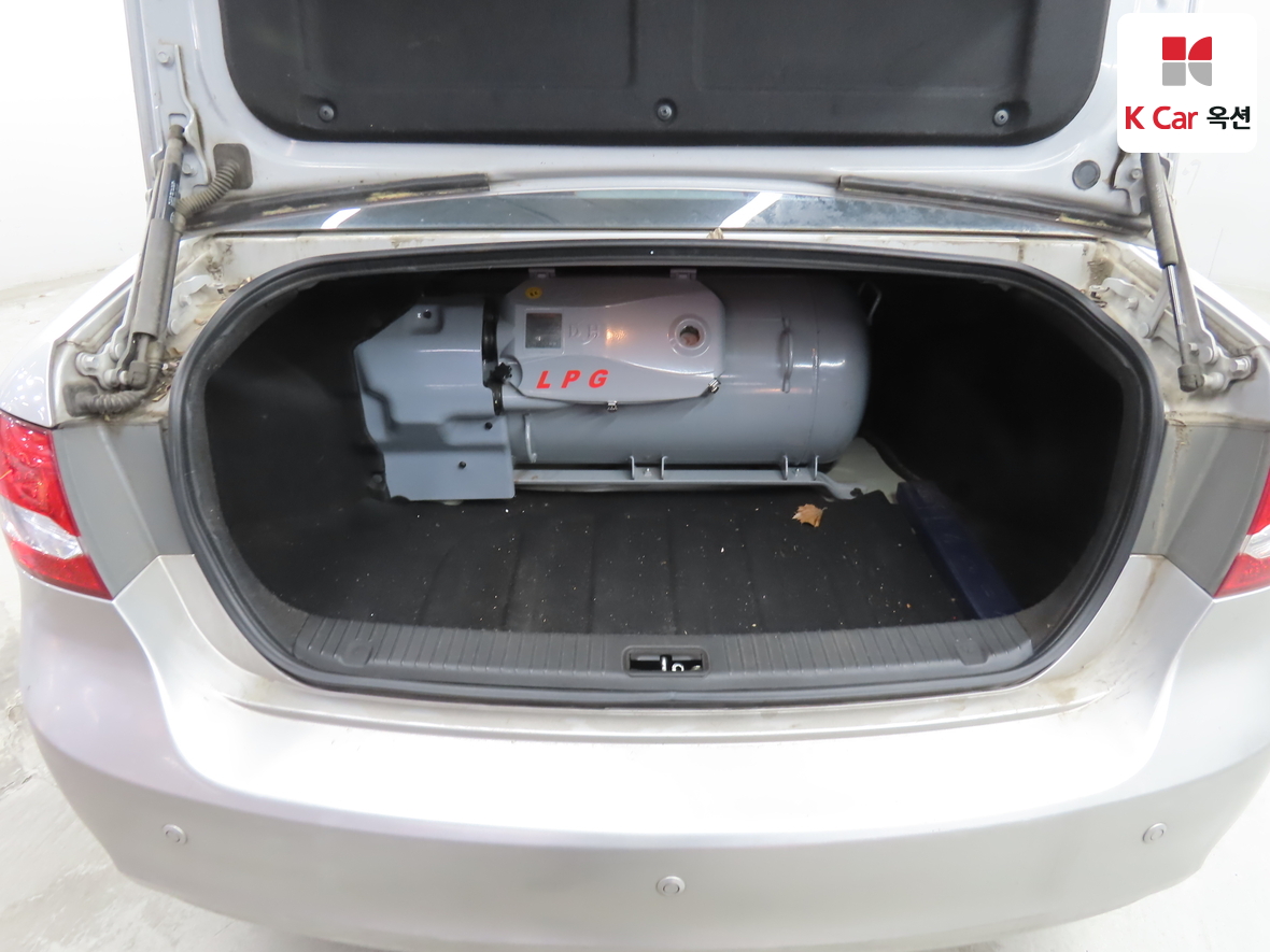 Kia Lotze 2010 - Image 24