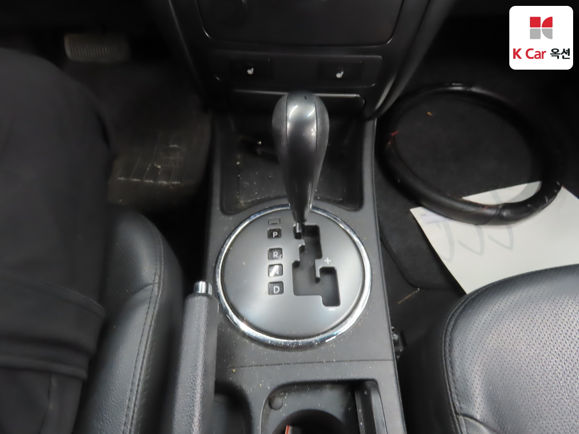 Kia Lotze 2010 - Image 16