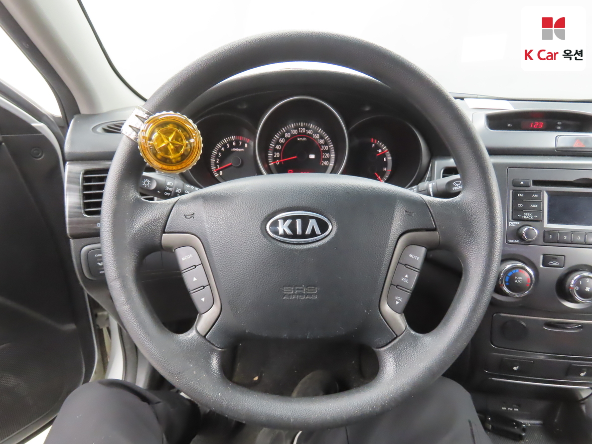 Kia Lotze 2010 - Image 10
