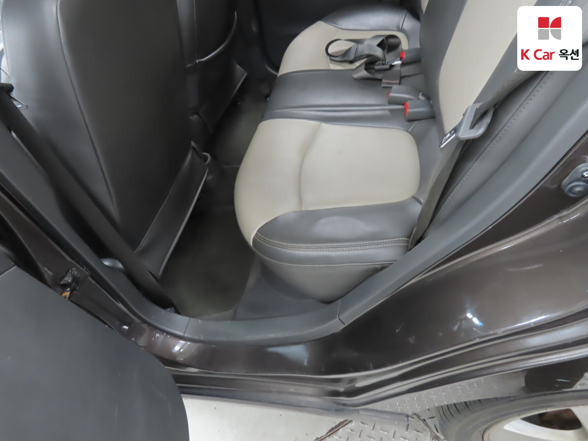 جنرال موتورز كوريا سبارك 2012 - صورة 23