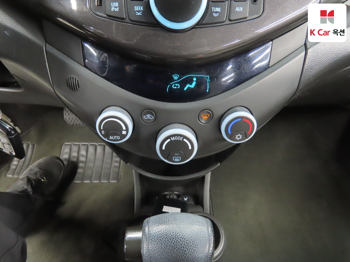 جنرال موتورز كوريا سبارك 2012 - صورة 15