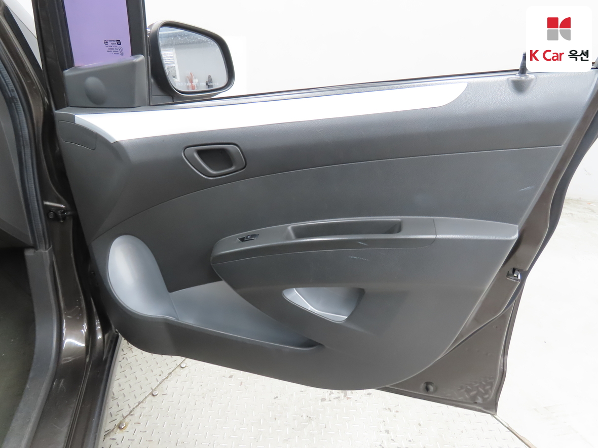 جنرال موتورز كوريا سبارك 2012 - صورة 28