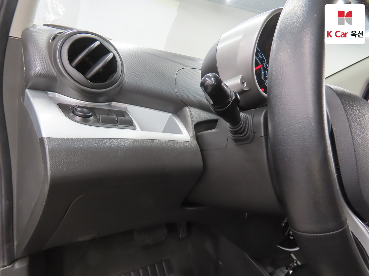 جنرال موتورز كوريا سبارك 2012 - صورة 9