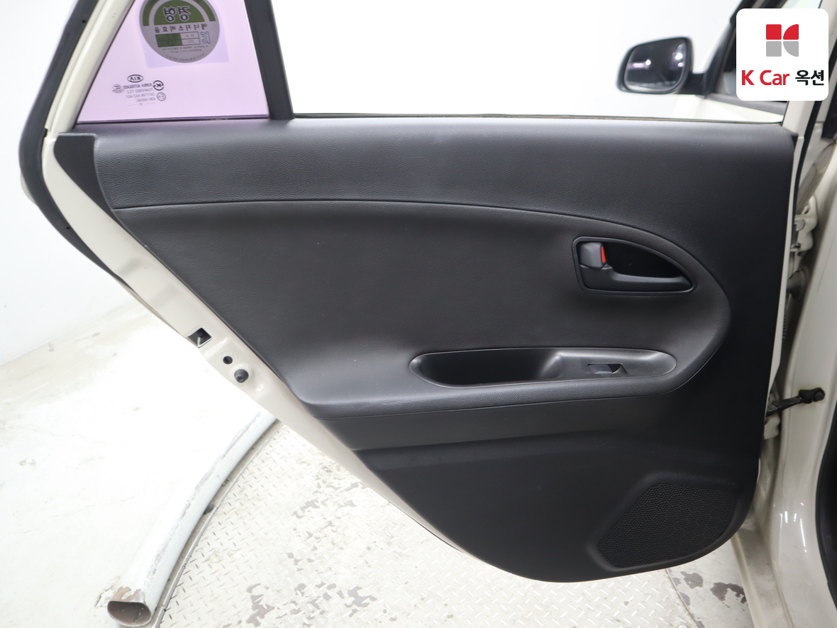 كيا مورنينج 2012 - صورة 22