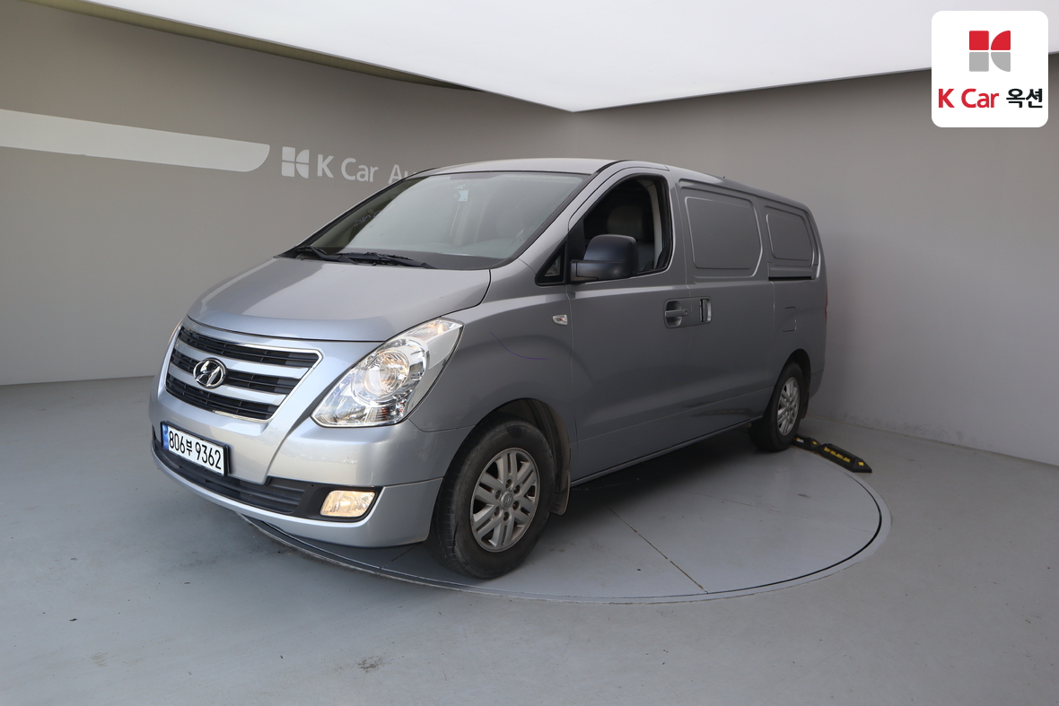 현대자동차 그랜드 스타렉스 2017 - 이미지 1