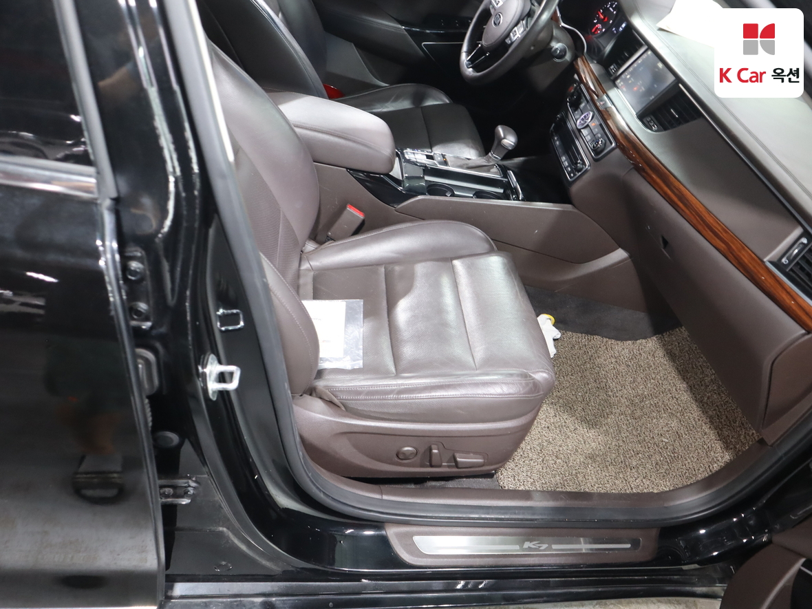 Kia K7 2016 - Image 29
