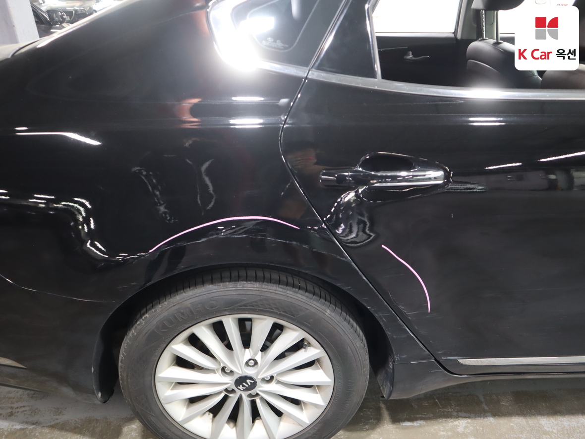 Kia K7 2016 - Image 38