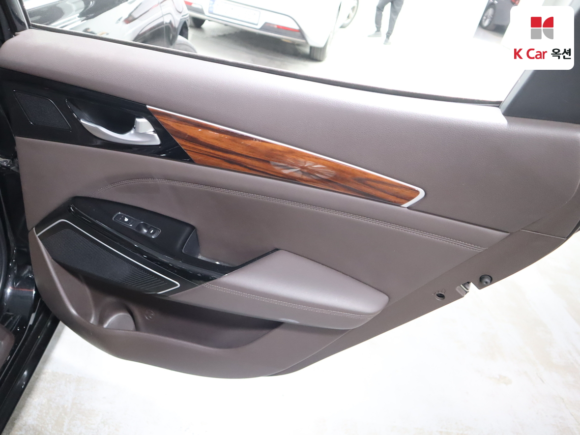Kia K7 2016 - Image 26