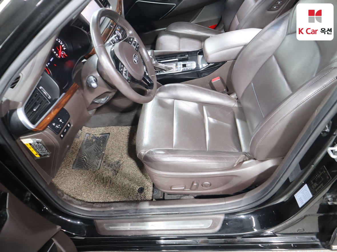 Kia K7 2016 - Image 18
