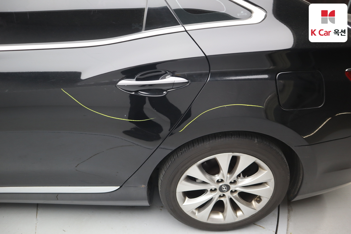 Hyundai AZERA 2011 - Image 39