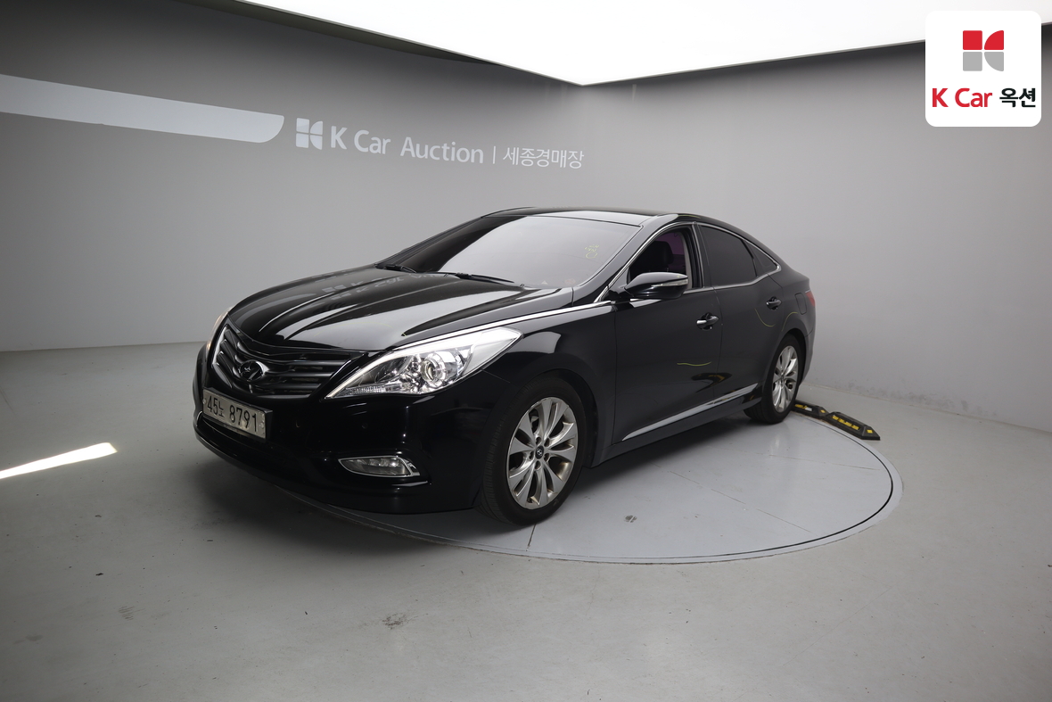 Hyundai AZERA 2011 - Image 1