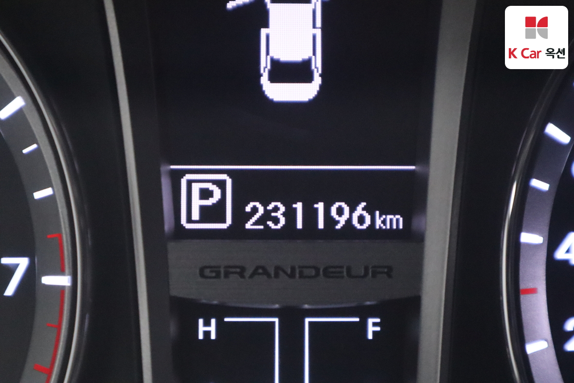 Hyundai AZERA 2011 - Image 4