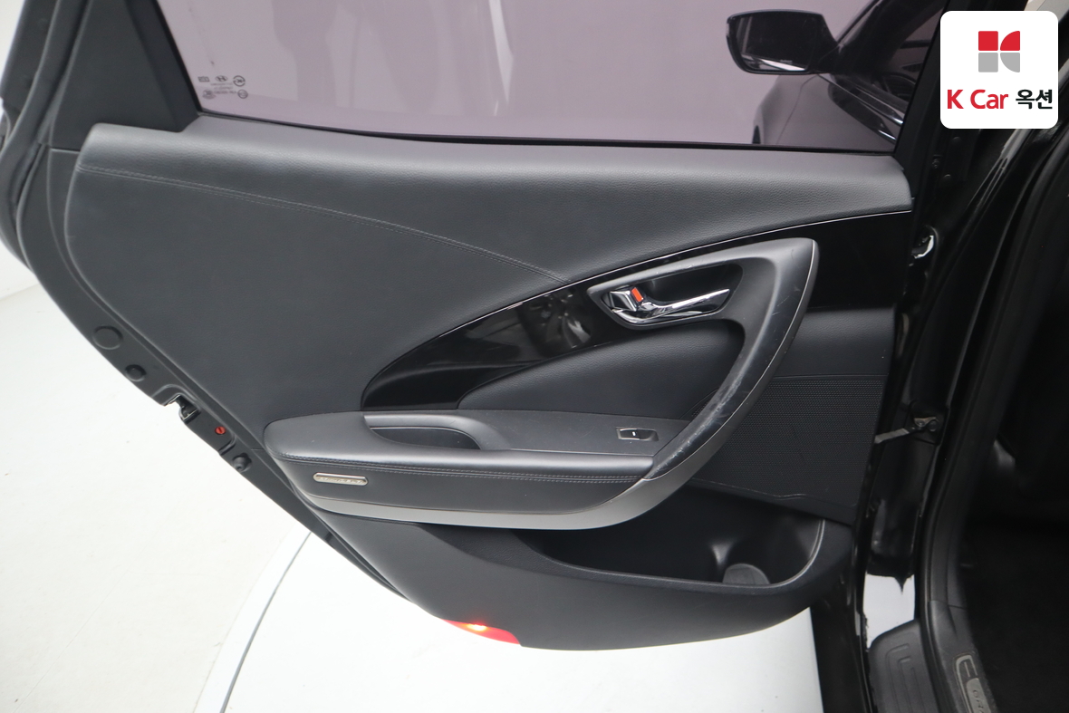 Hyundai AZERA 2011 - Image 20