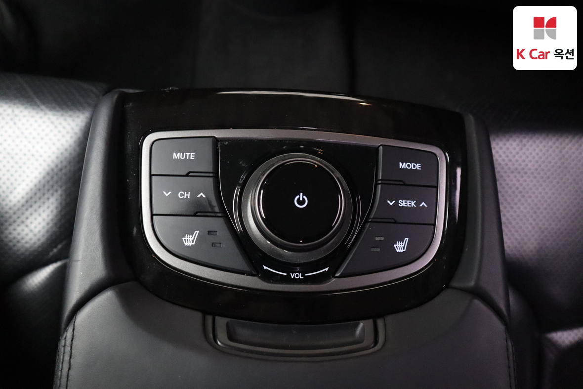 Hyundai AZERA 2011 - Image 22