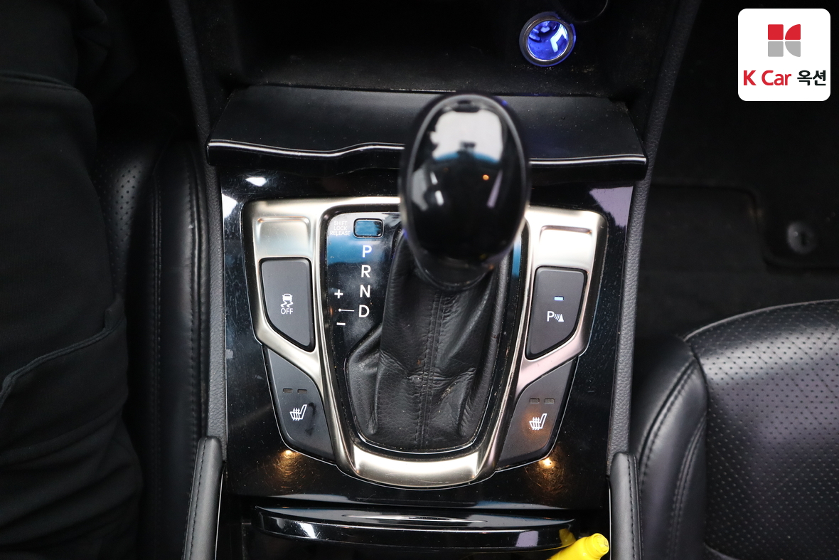 Hyundai AZERA 2011 - Image 15