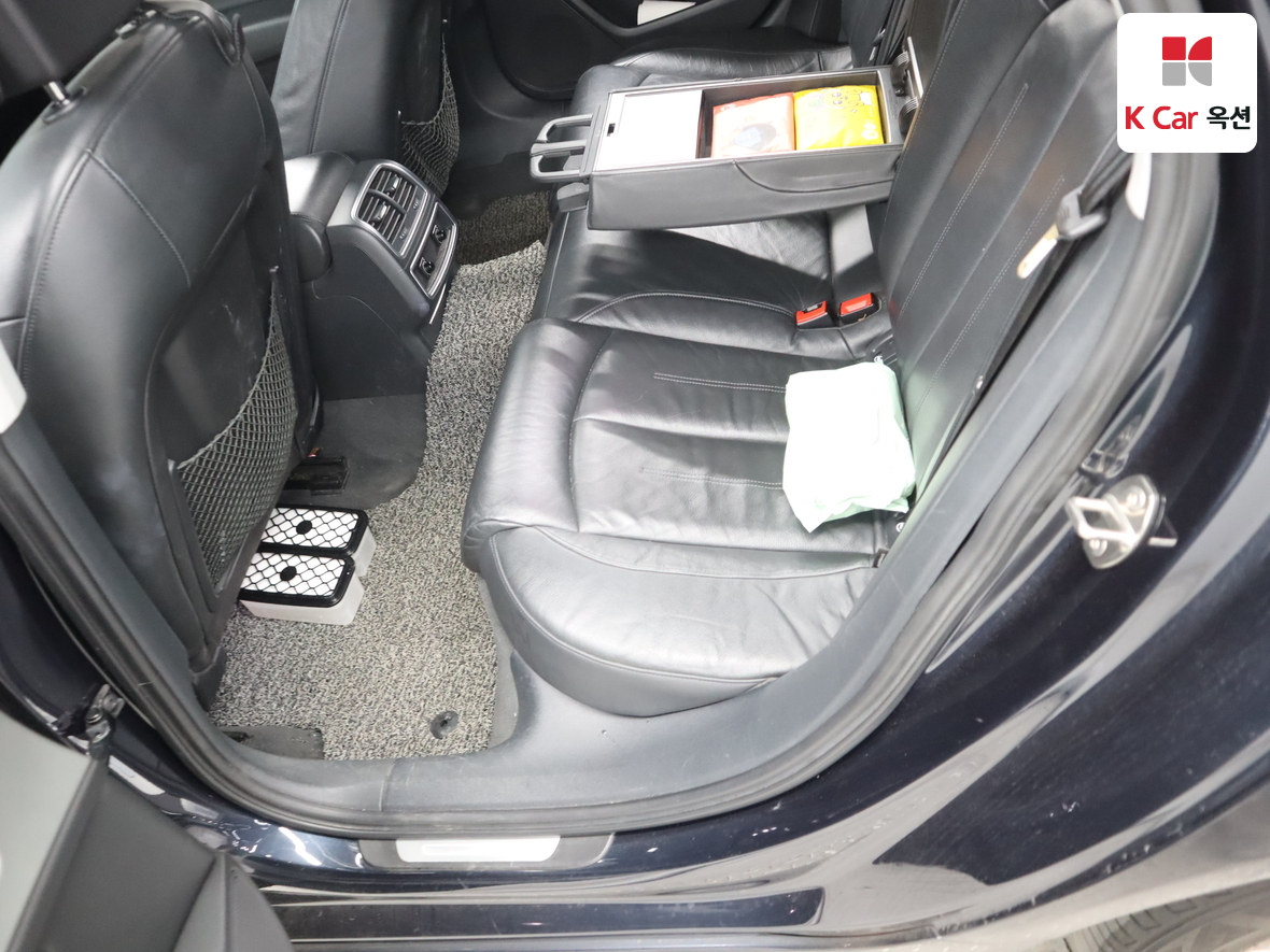 Audi A6 - 24