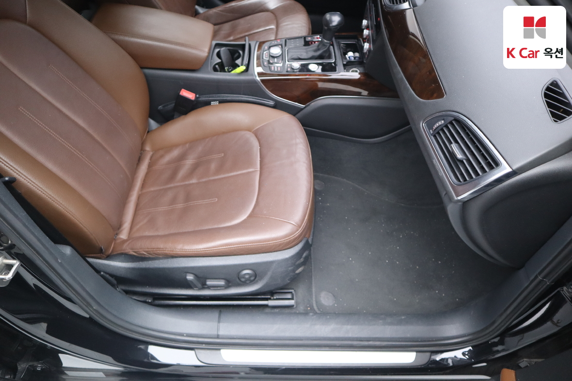 Audi A6 - 32